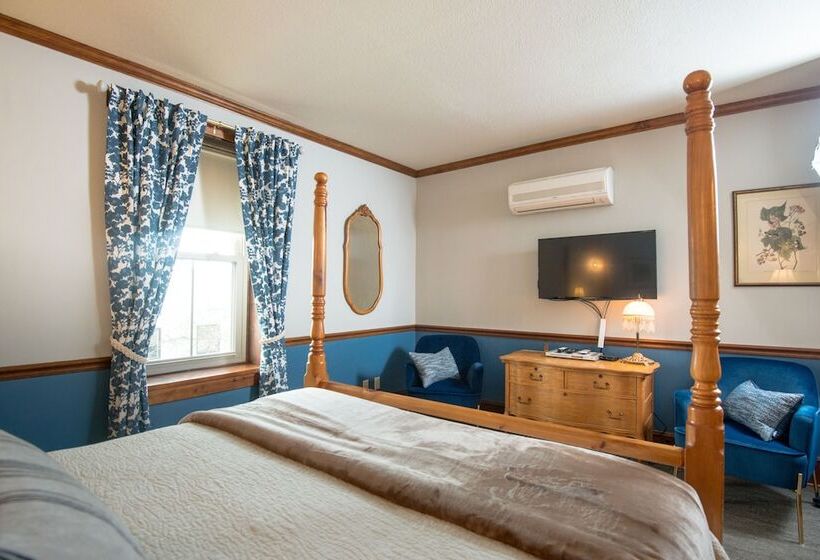 هتل Inn At Cedar Crossing