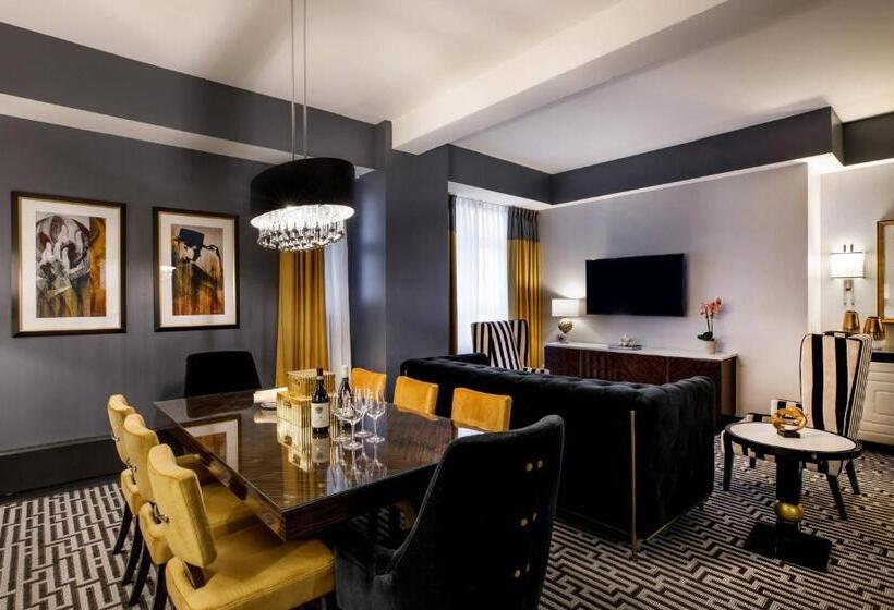 هتل Metro, Autograph Collection