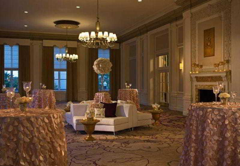 هتل Peoria Marriott Pere Marquette