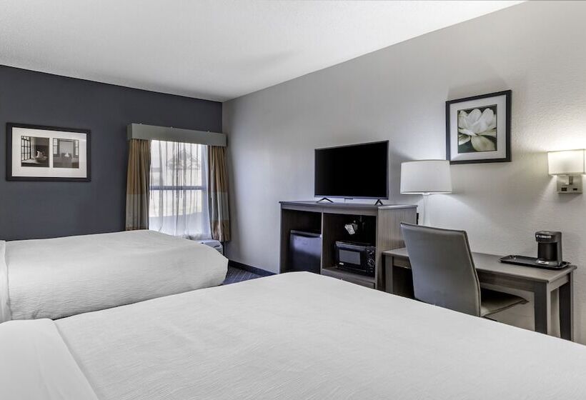 فندق Quality Inn