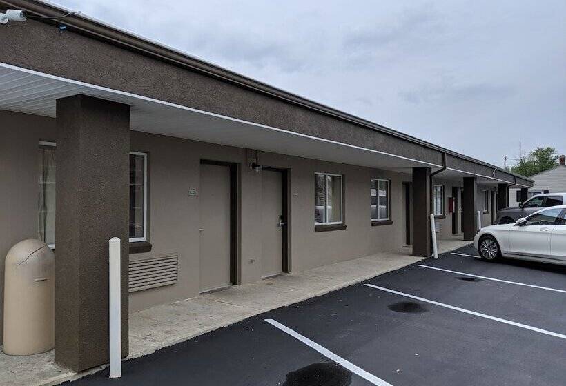 هتل Sandusky Inn