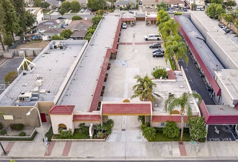Hyland Motel Brea