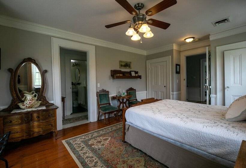 צימר Willard Richards Inn