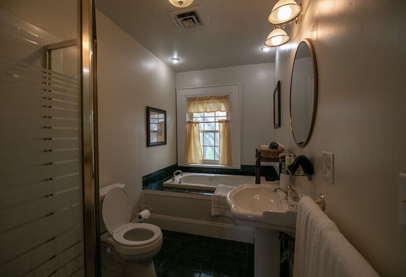 צימר Willard Richards Inn