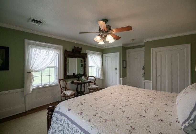 צימר Willard Richards Inn