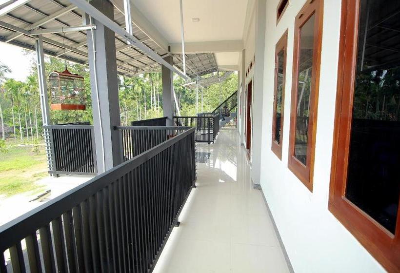 هتل Oyo 739 Residence Si Kancil