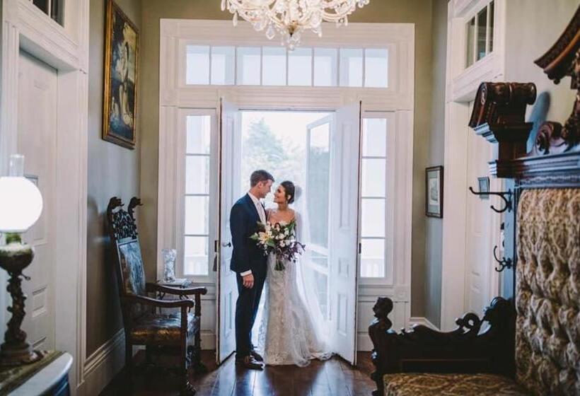 The Montgomery B&b