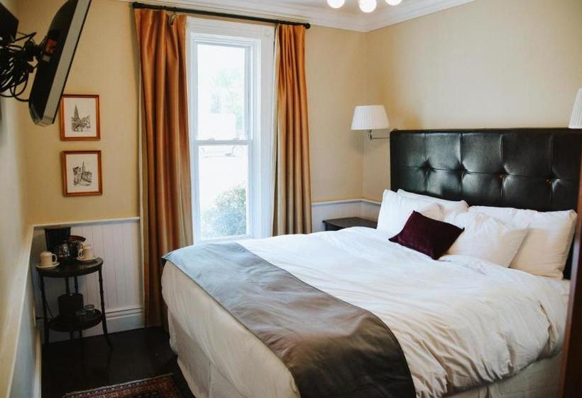 Bed and Breakfast Dickson Street Inn