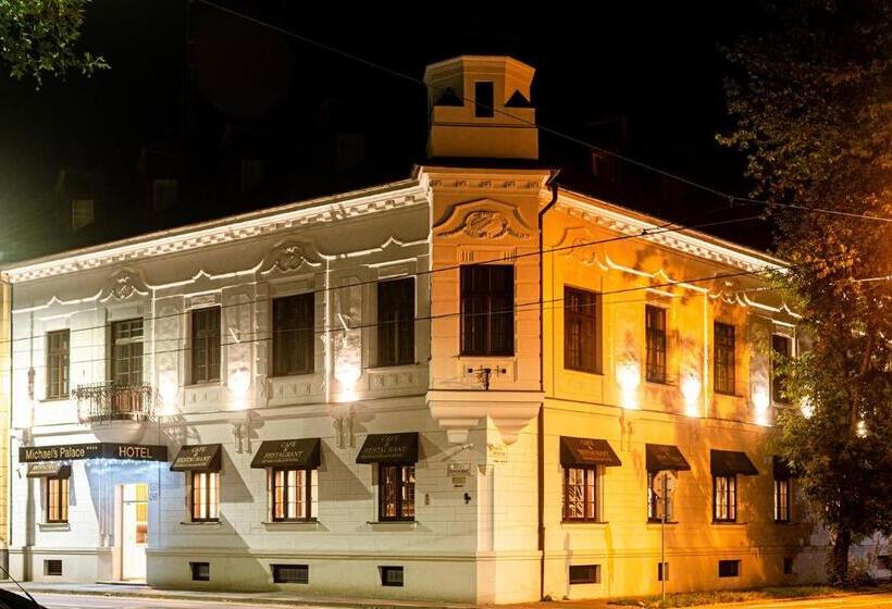 هتل Michael S Palace