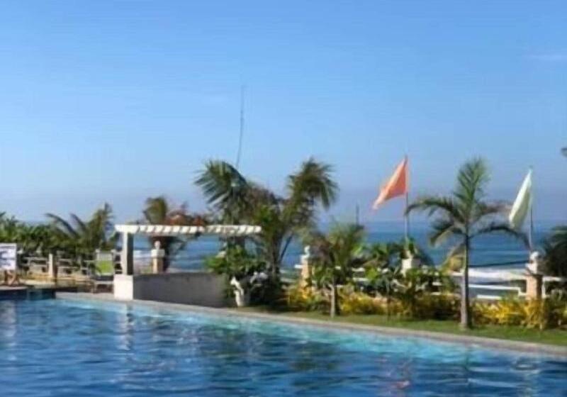 هتل Em Royalle  & Beach Resort