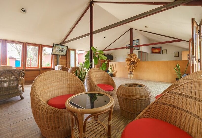 هتل Reddoorz Syariah @ Sumur Tiga Beach Sabang