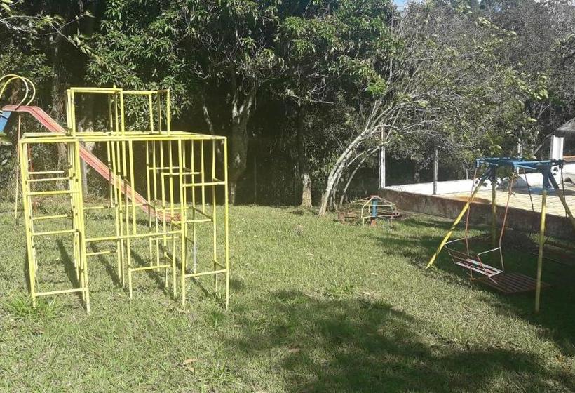 ペンション Pousada Recomeço Da Paz - Antiga Pousada Araucária