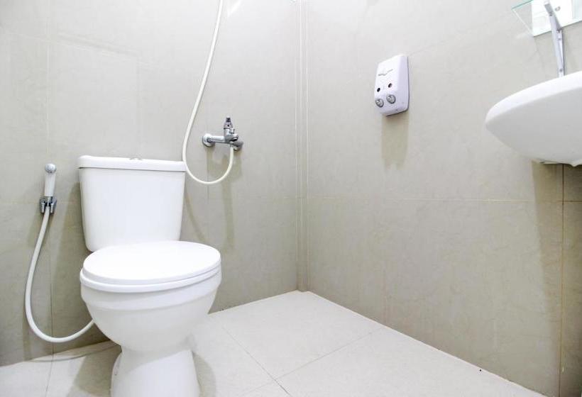 پانسیون Griya Izzara Guest House Syariah