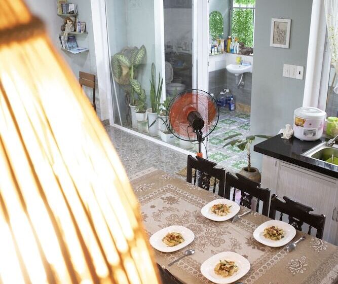 تختخواب و صبحانه Memory Homestay Hue