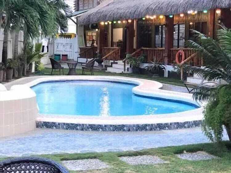 هتل Mayfair Resort