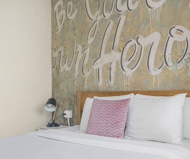 Fotos del hotel Selina Casco Viejo:  8