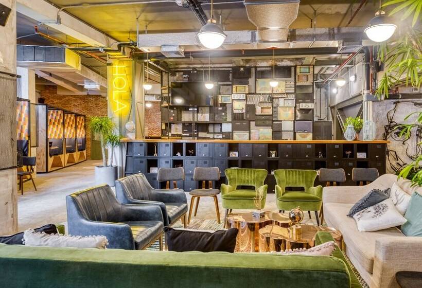 Fotos del hotel Selina Casco Viejo:  45