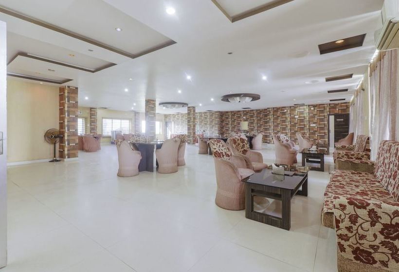 Отель Shiv Villas By Oyo Rooms