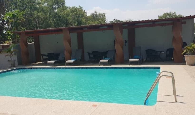 هتل Top Lodge