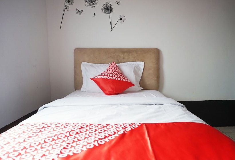 هاستل Abdi Praja Residence By Oyo Rooms