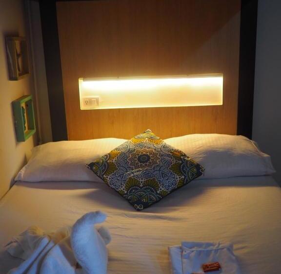 Baboon Hostel