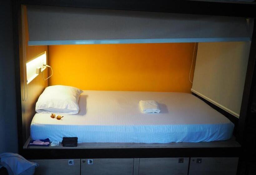 Baboon Hostel