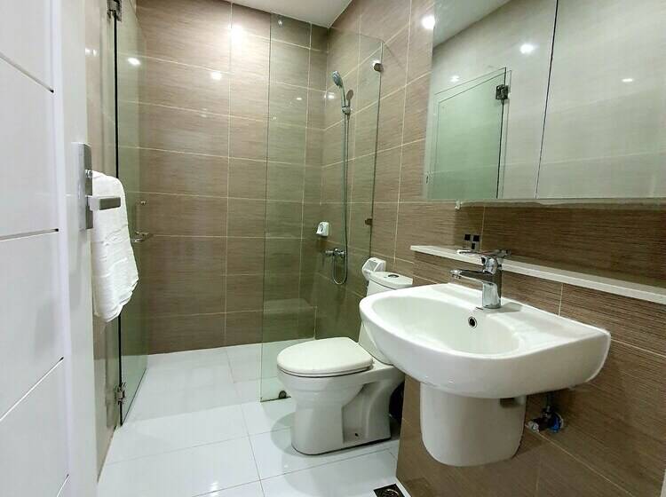 בית מלון כפרי Chequers Suite