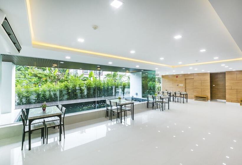 هتل Thawan Apartment