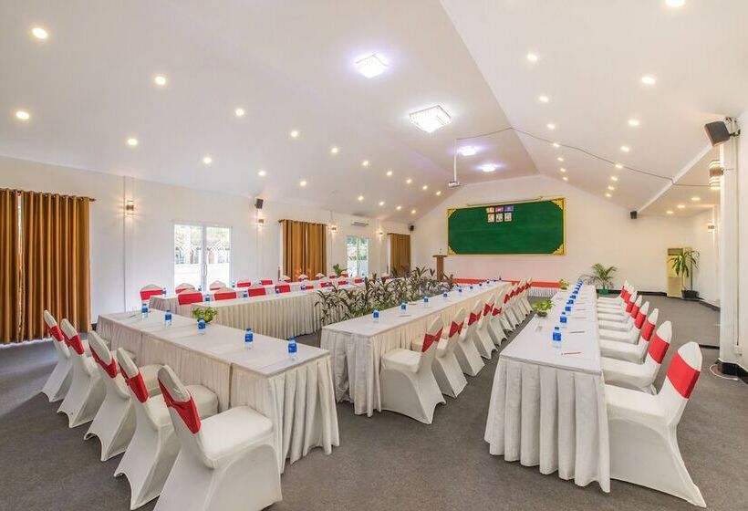 هتل The Sanctuary Residence
