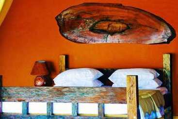 هتل Kabalega Wilderness Lodge