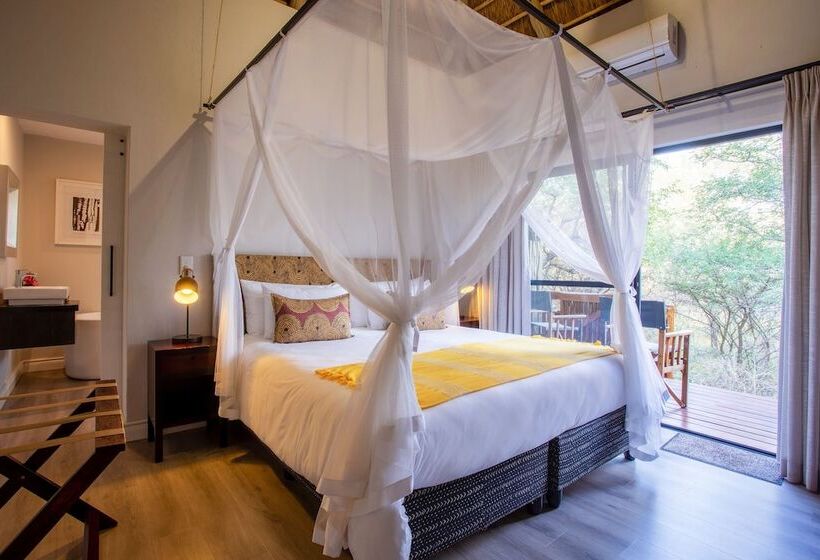 فندق Moya Safari Lodge & Villa