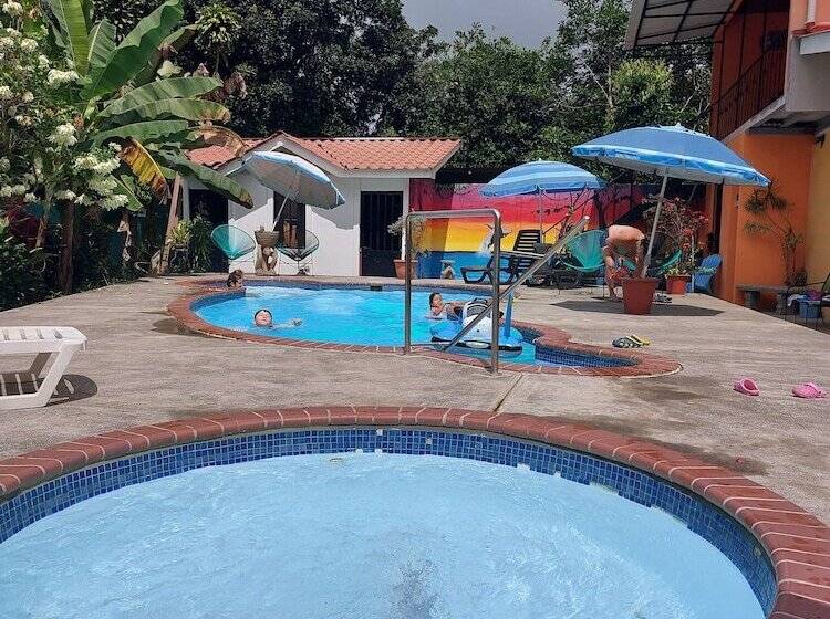 هتل Sueños De María