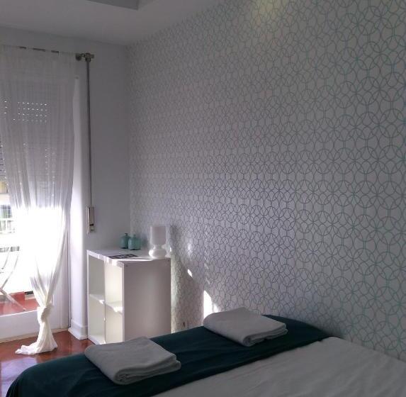 پانسیون 4u Lisbon Iv Guesthouse Airport