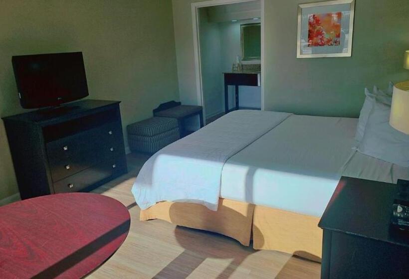 Astoria Hotel North