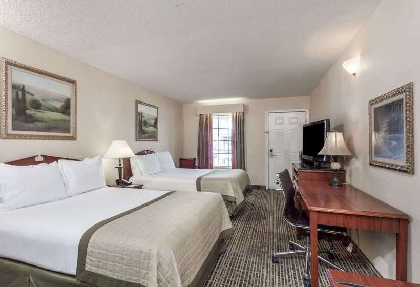 Отель Baymont By Wyndham Hickory