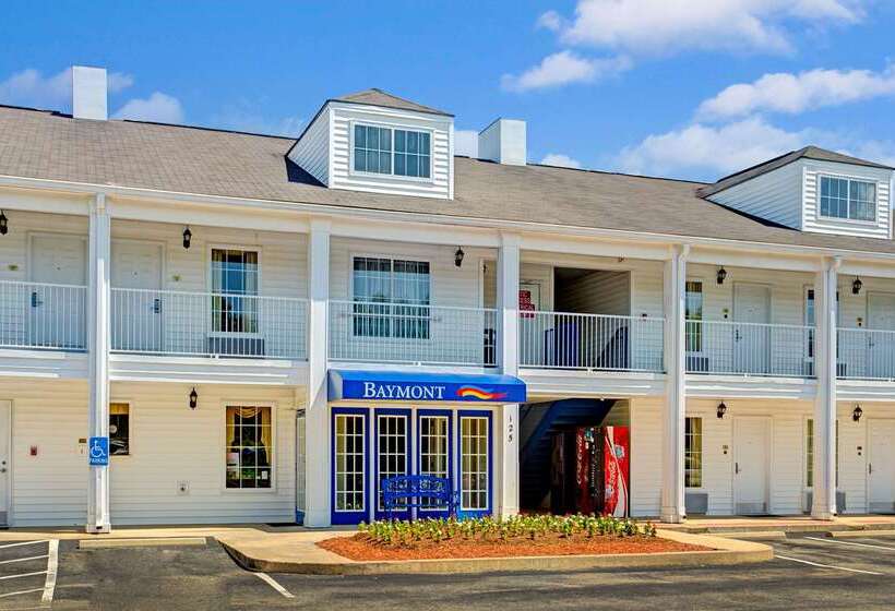 בית מלון כפרי Baymont By Wyndham Smithfield