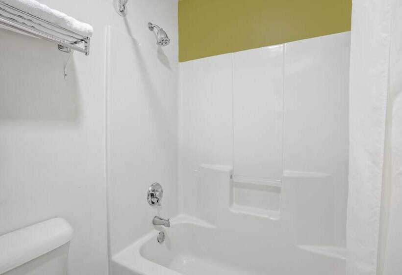 هتل Baymont By Wyndham Warner Robins