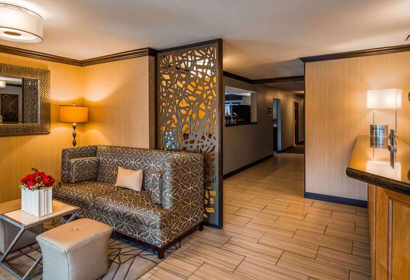 Отель Best Western Black Hills Lodge