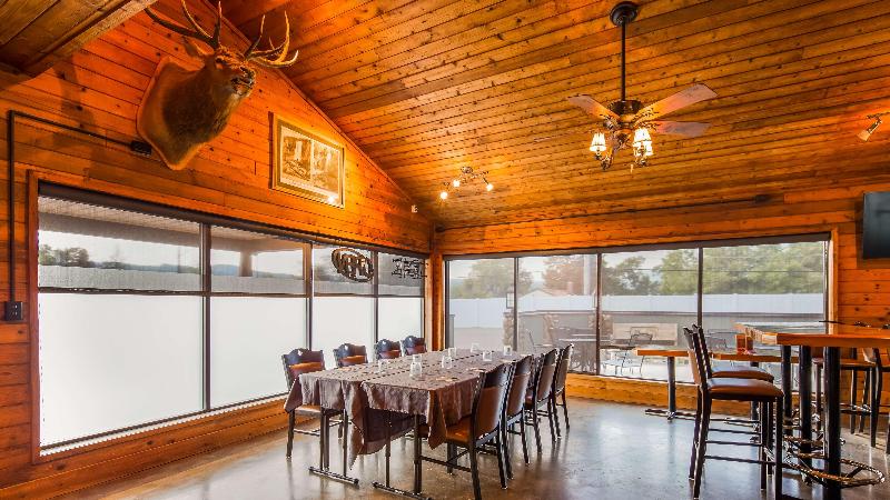 هتل Best Western Black Hills Lodge