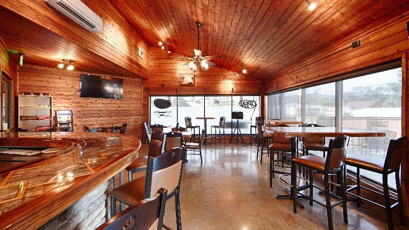 هتل Best Western Black Hills Lodge