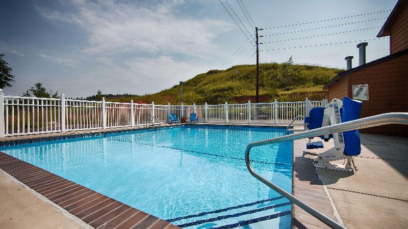 هتل Best Western Black Hills Lodge