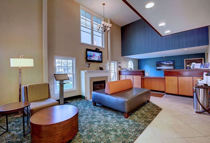 هتل Best Western Plus The Inn At Hampton