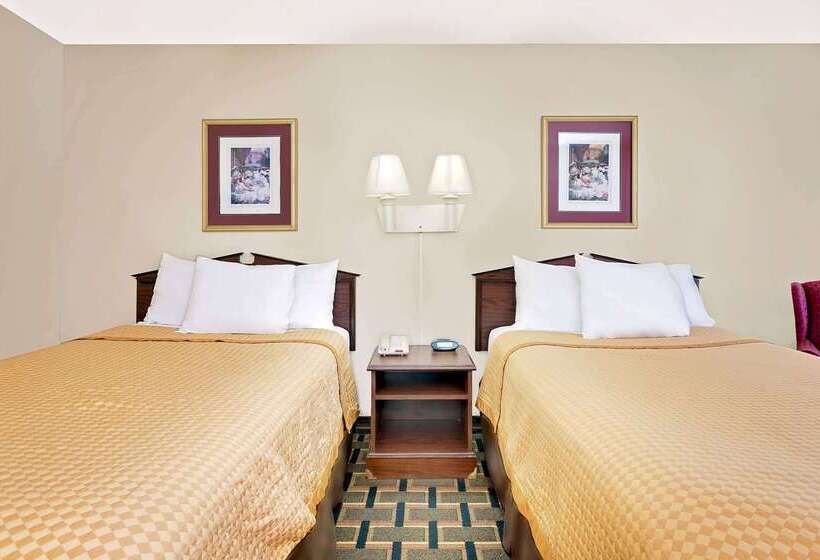 호텔 Days Inn By Wyndham Spartanburg