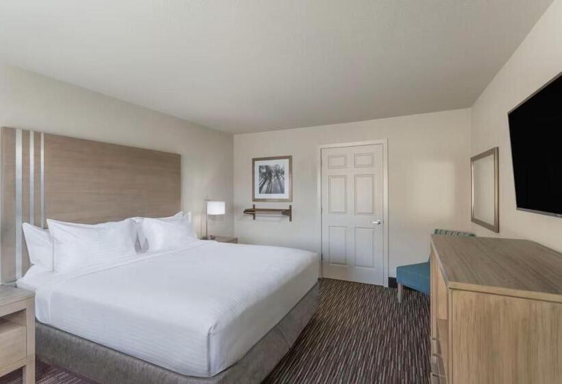 هتل Days Inn By Wyndham Yosemite Area