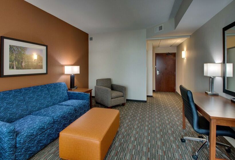 בית מלון כפרי Drury Inn & Suites Lafayette, IN