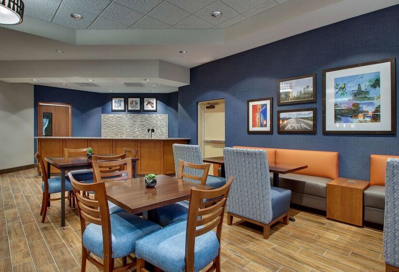 בית מלון כפרי Drury Inn & Suites Lafayette, IN