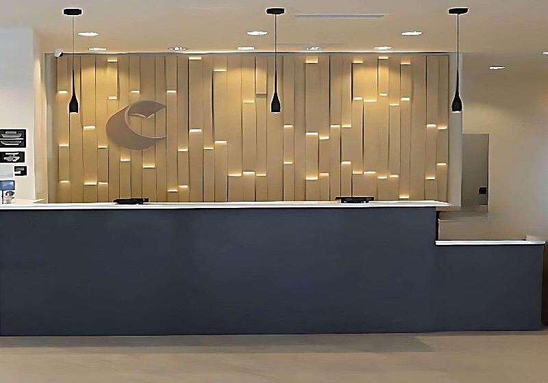 ホテル Comfort Suites