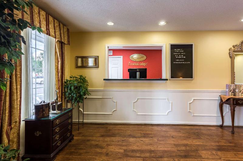 هتل Econo Lodge