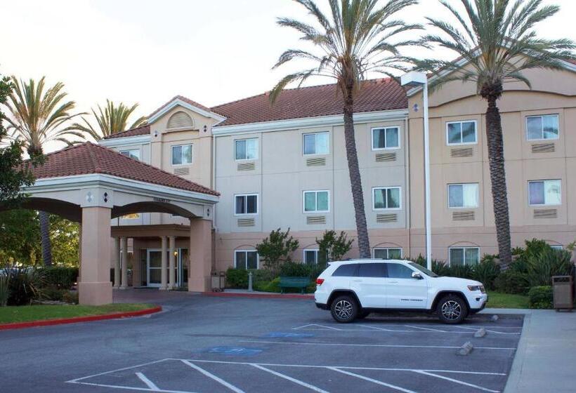 هتل Fairfield Inn & Suites By Marriott San Francisco San Carlos