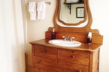 هتل Inn At The Canal Bed & Breakfast